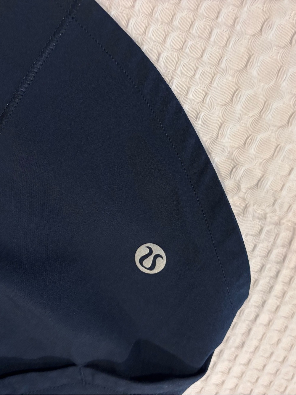Lululemon shorts - Picture 4 of 4